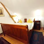 Ferienhaus- Gruppenunterkunft Mit Festsaal, Fruehstueck, Halbpension Extra Buchbar