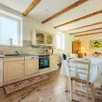 アパート Ferienhaus- Gruppenunterkunft Mit Festsaal, Fruehstueck, Halbpension Extra Buchbar *