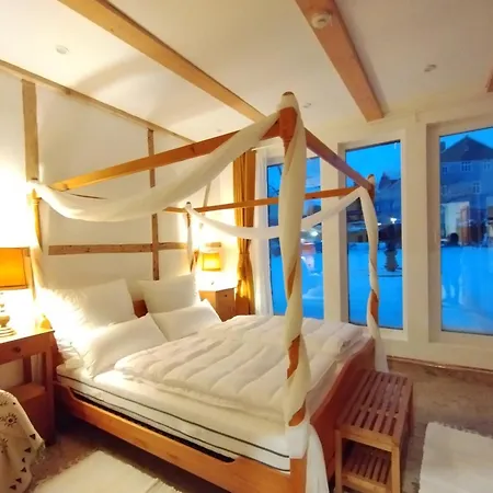 Ferienhaus- Luxus Resime Bis 7 Personen *