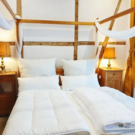 Ferienhaus- Gruppenunterkunft Mit Festsaal, Fruehstueck, Halbpension Extra Buchbar *