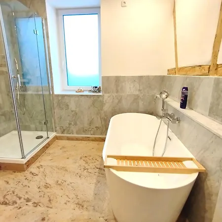Apartamento Ferienhaus- Gruppenunterkunft Mit Festsaal, Fruehstueck, Halbpension Extra Buchbar *