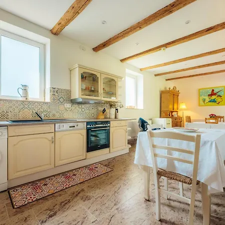 公寓 Ferienhaus- Gruppenunterkunft Mit Festsaal, Fruehstueck, Halbpension Extra Buchbar *