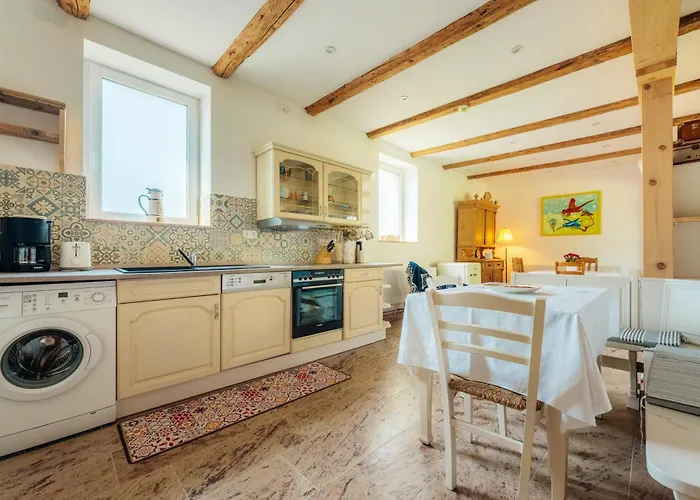 公寓 Ferienhaus- Gruppenunterkunft Mit Festsaal, Fruehstueck, Halbpension Extra Buchbar *