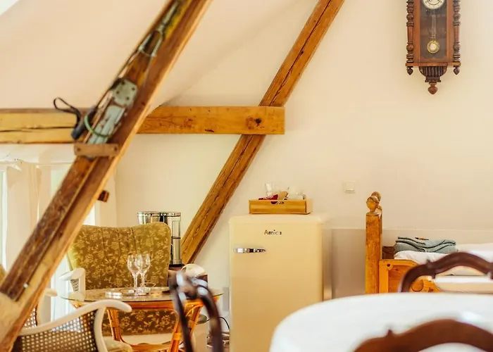 Ferienhaus- Gruppenunterkunft Mit Festsaal, Fruehstueck, Halbpension Extra Buchbar 公寓 圣安德里斯伯格